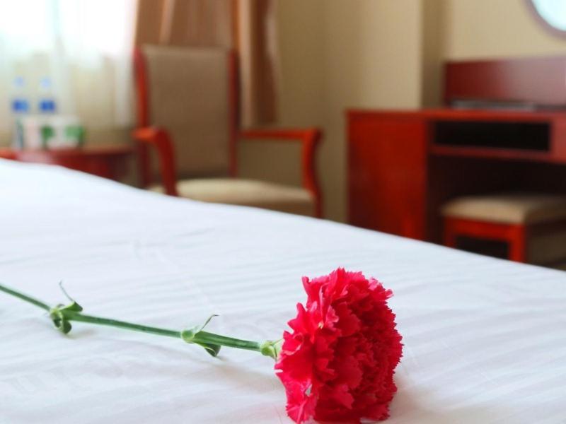 Greentree Inn Shanghai Pudong Airport Huaxia East Road Railway Station Shell Hotel Zewnętrze zdjęcie