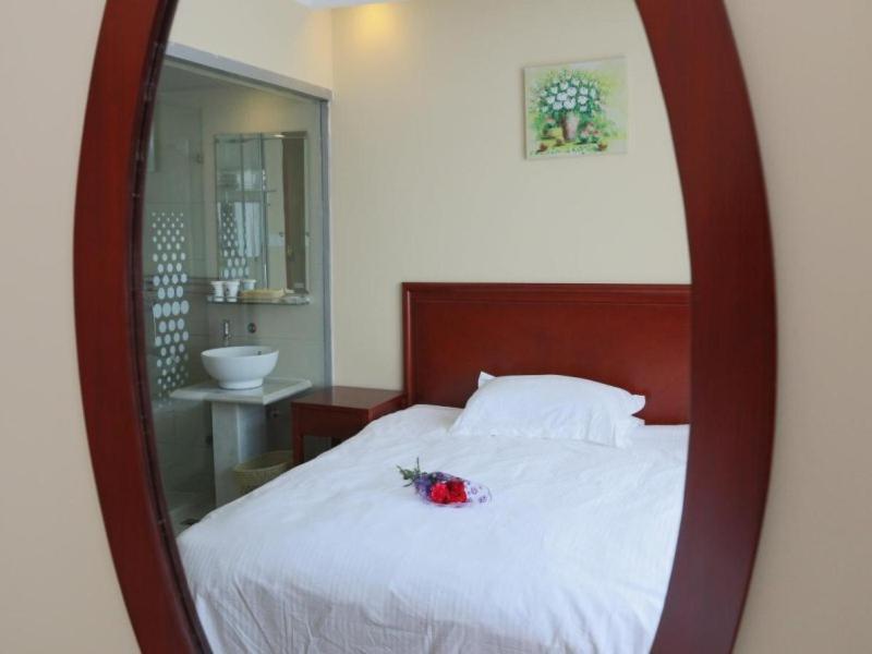 Greentree Inn Shanghai Pudong Airport Huaxia East Road Railway Station Shell Hotel Zewnętrze zdjęcie