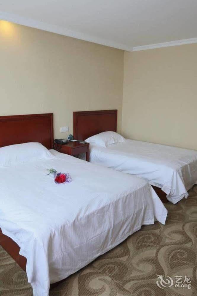 Greentree Inn Shanghai Pudong Airport Huaxia East Road Railway Station Shell Hotel Zewnętrze zdjęcie